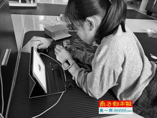 人工智能玩具智能嗎？我們測試了3款產(chǎn)品 顏值普遍較高，拍照識圖功能較強(qiáng)，但仍有待完善